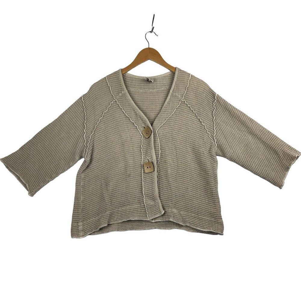 Focus Casual Life Cardigan Womens M Beige Tan Two-Button Waffle Knit Jacket